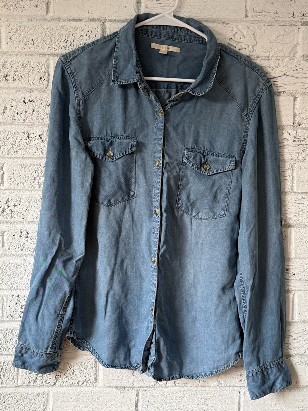 miami Women’s Lt Blue Denim Style Chambray Soft Button-Down Shirt Size M | 0191